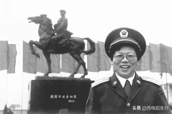 将门之后！她是第一位女将军部长，还是彭德怀