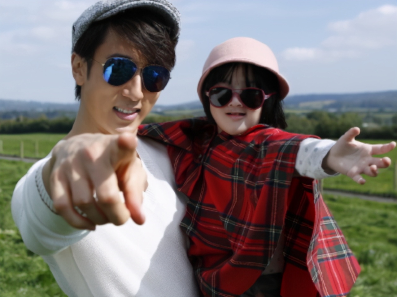 吳尊女兒“整容式”長大，小時候鬼馬精靈，如今氣質出眾美成女神