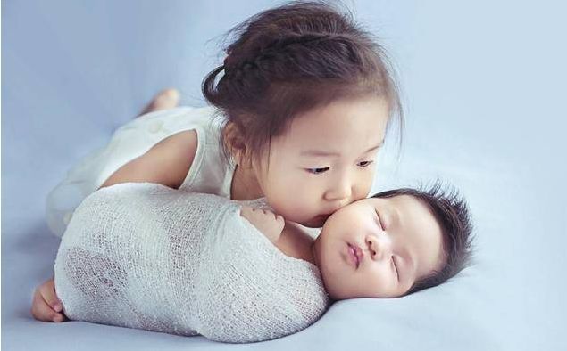 国家帮养孩子要来了？人大代表建议：发放育儿