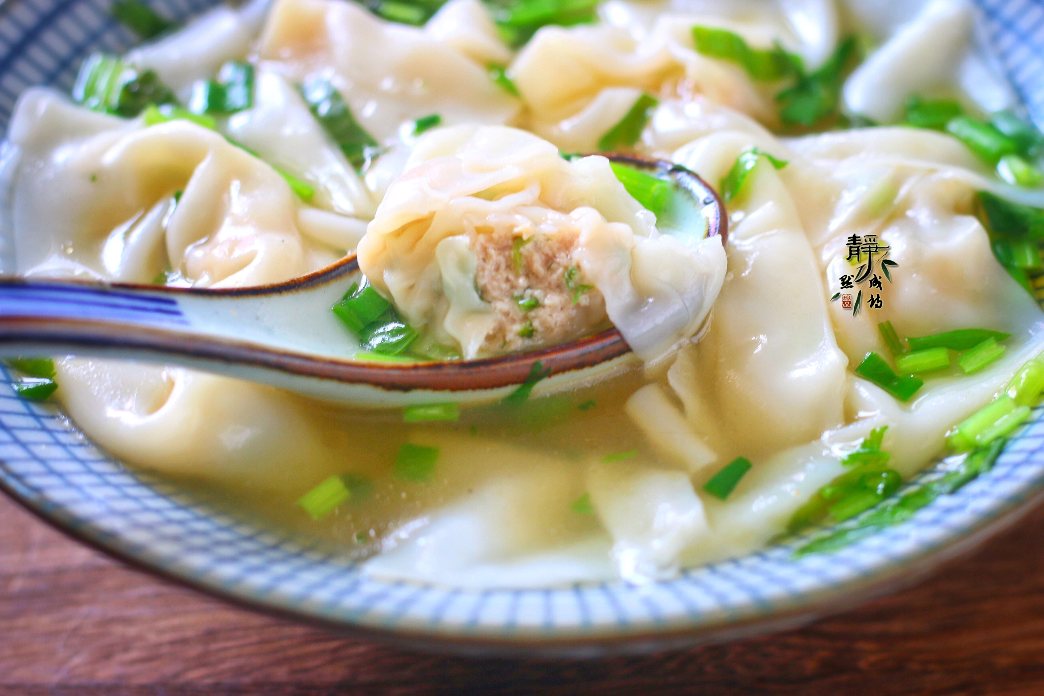早餐就好這一口，絞點兒肉餡兒就成，跟餃子一樣好吃