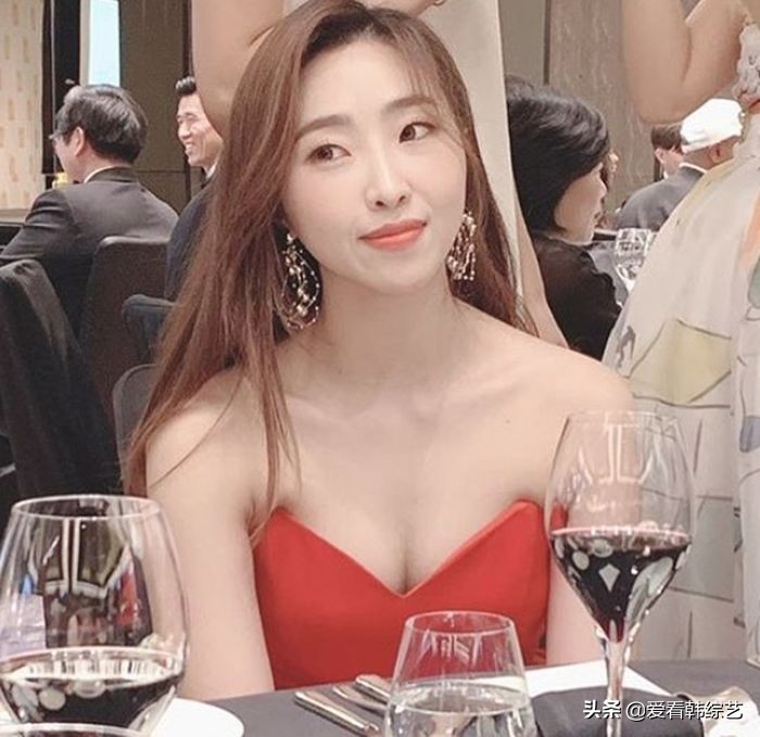 孔敏智“和2NE1成员像家人，有计划和姐姐们一起