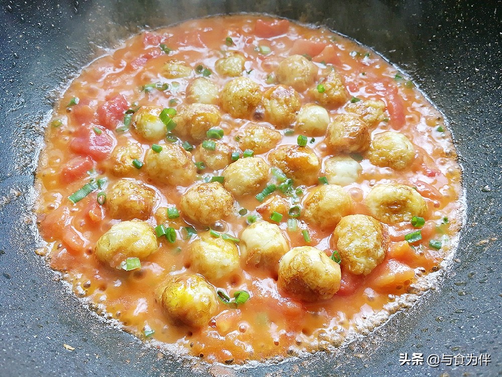 给孩子吃鸡蛋，不如吃“动物中的人参”，配番茄开胃，大人也喜欢
