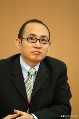 在国内捞金16亿，却捐哈佛6个亿的那个潘石屹，终于还是跑路了