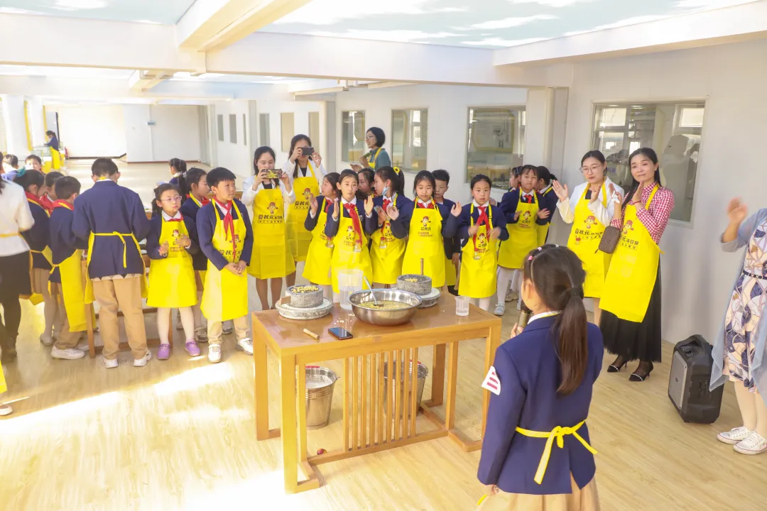 劳动初体验，品味豆腐香，记“惠济区实验小学”相约“豆状元”