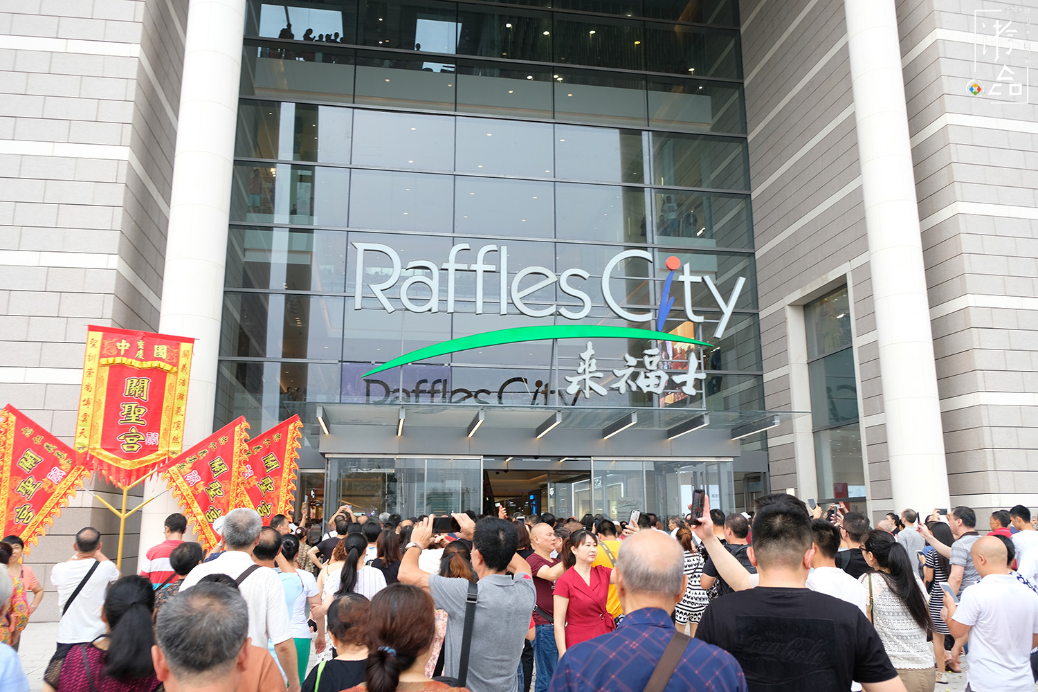 漫游山城：朝天门背后的来福士，如此不受欢迎，究竟做错了什么？