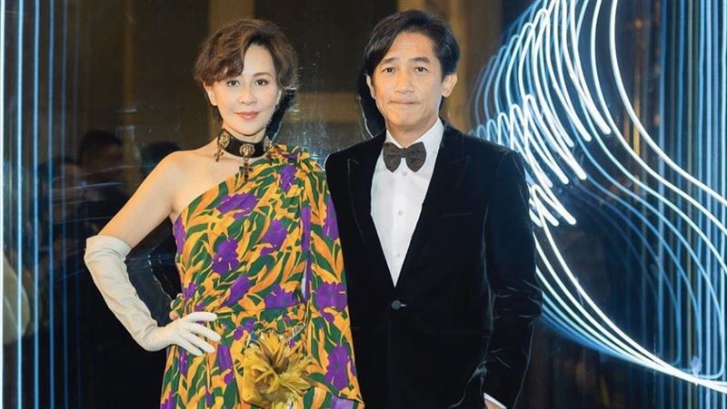 12位不生孩子的香港女星，有人幸福，有人后悔，