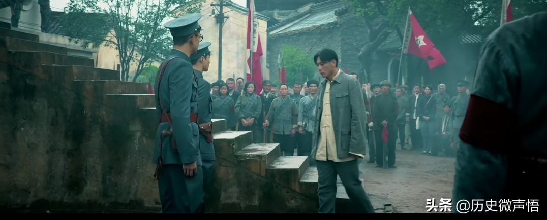 比打响第一枪的南昌起义还牛，看秋收起义中毛泽东的三个硬核操作