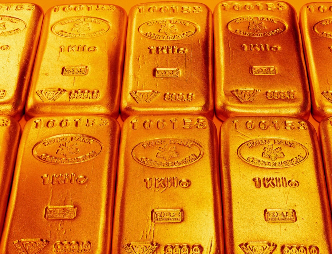 美军攻入萨达姆的宫殿后看到了什么？网友：贫