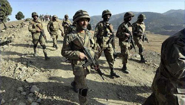 製造事端、碰瓷挑釁，是誰放任印度，使其成了國際巨嬰？