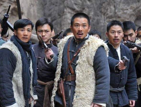 1937年，周恩来劳山遇刺，副官陈友才扮替身牺牲，死时身中20刀