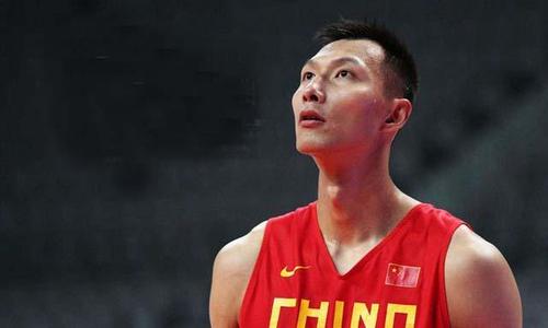 知耻后的“男篮一哥”周琦，为何上个《吐槽大