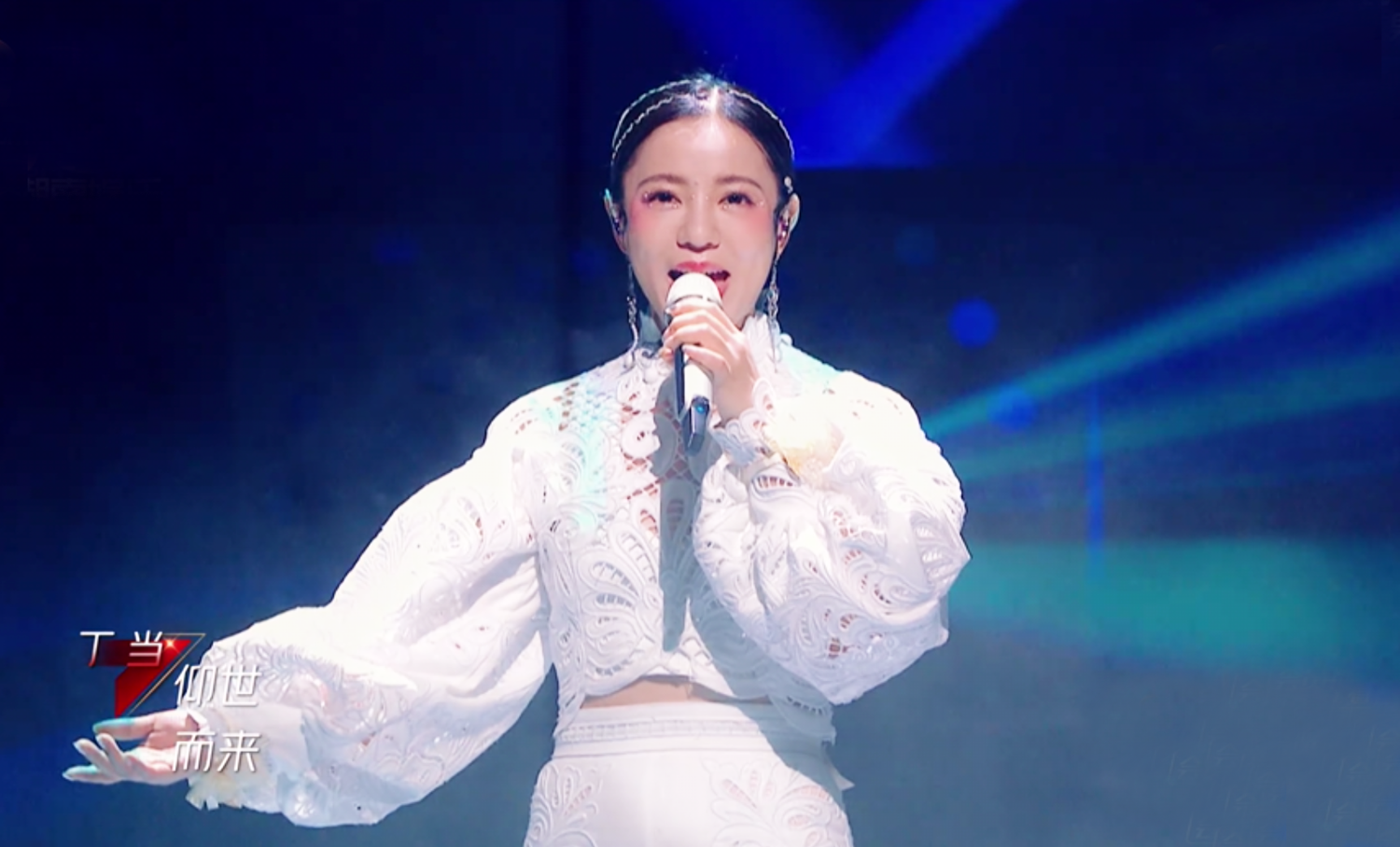 浪姐二次公演，张雨绮组第一，孟佳组逆袭，评