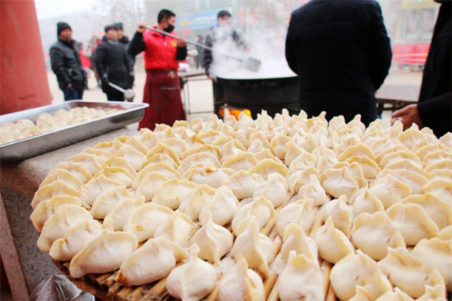 都有|您那里过年都有怎么样的风俗习惯呢，一起来分享一下吧