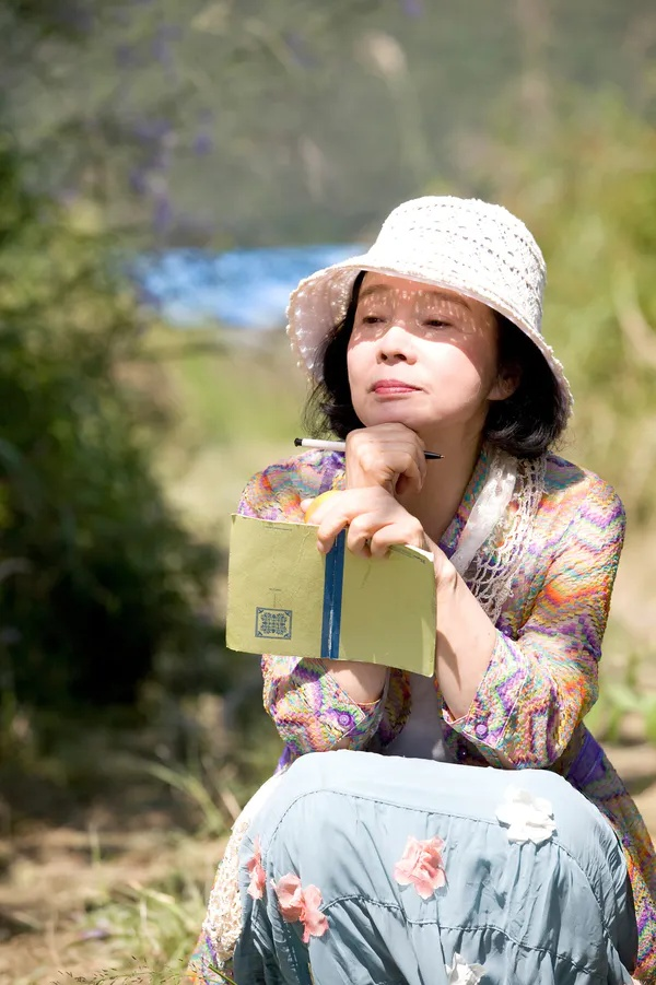 Female star of 77 years old of Korea is exposed to the sun to meet with due to illness abandon! The husband is denied at full speed, 