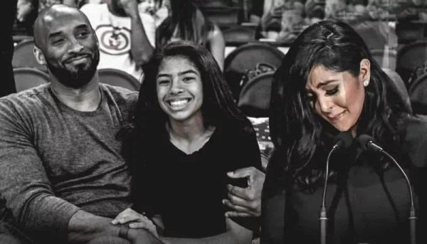 科比尸检报告公布！等了四个月！瓦妮莎遭受又