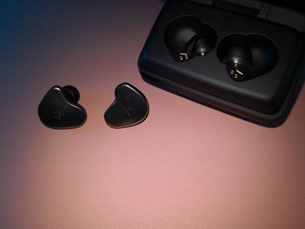 内置耳放，只为出色的声音-HIFIMAN  TWS800真无线蓝牙耳机评测