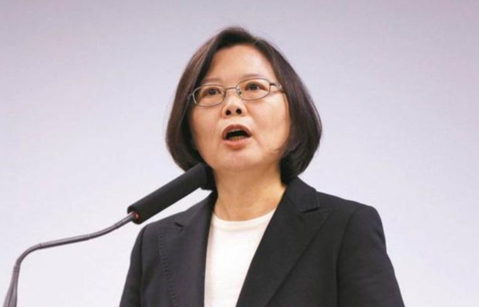 血濃於水！ 台胞收到大陸疫苗，�台獨�玻璃心碎滿地丨海峽兩岸