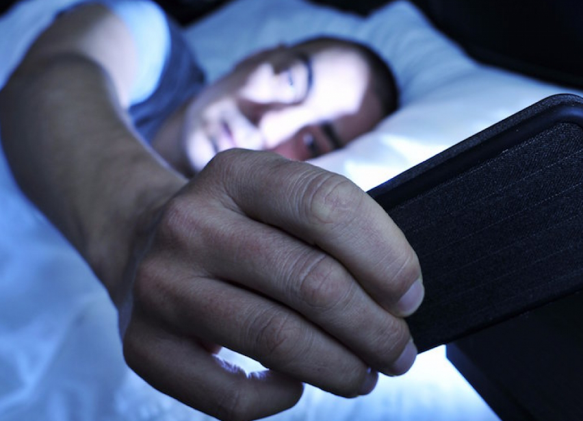 偷看“不良网站”无人知？手机这3个痕迹瞒不住