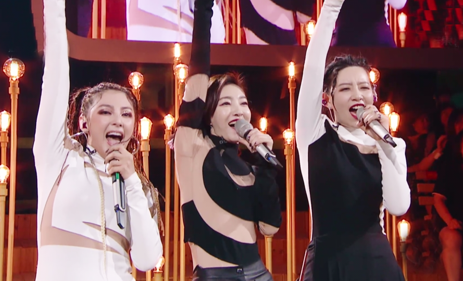 浪姐二次公演，张雨绮组第一，孟佳组逆袭，评