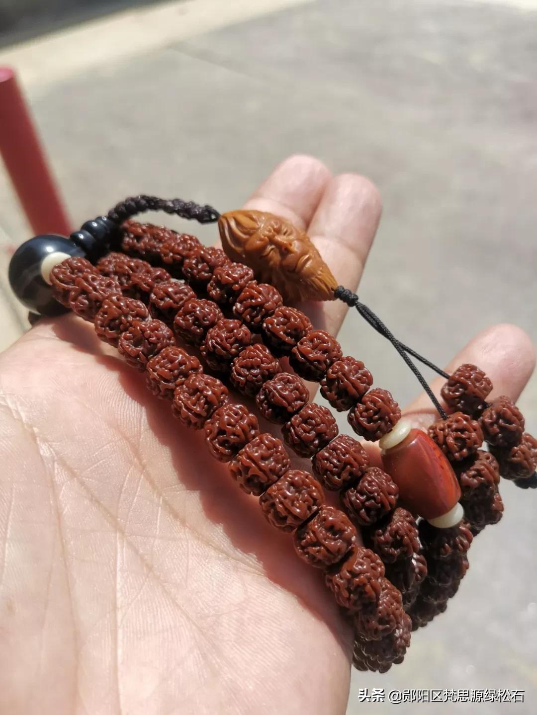 盘一串终老！这8种适合盘到老的文玩，请深爱