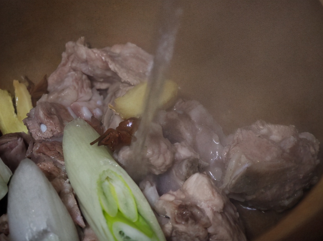 图片[7]-清炖排骨汤做法步骤图 汤白味浓-起舞食谱网