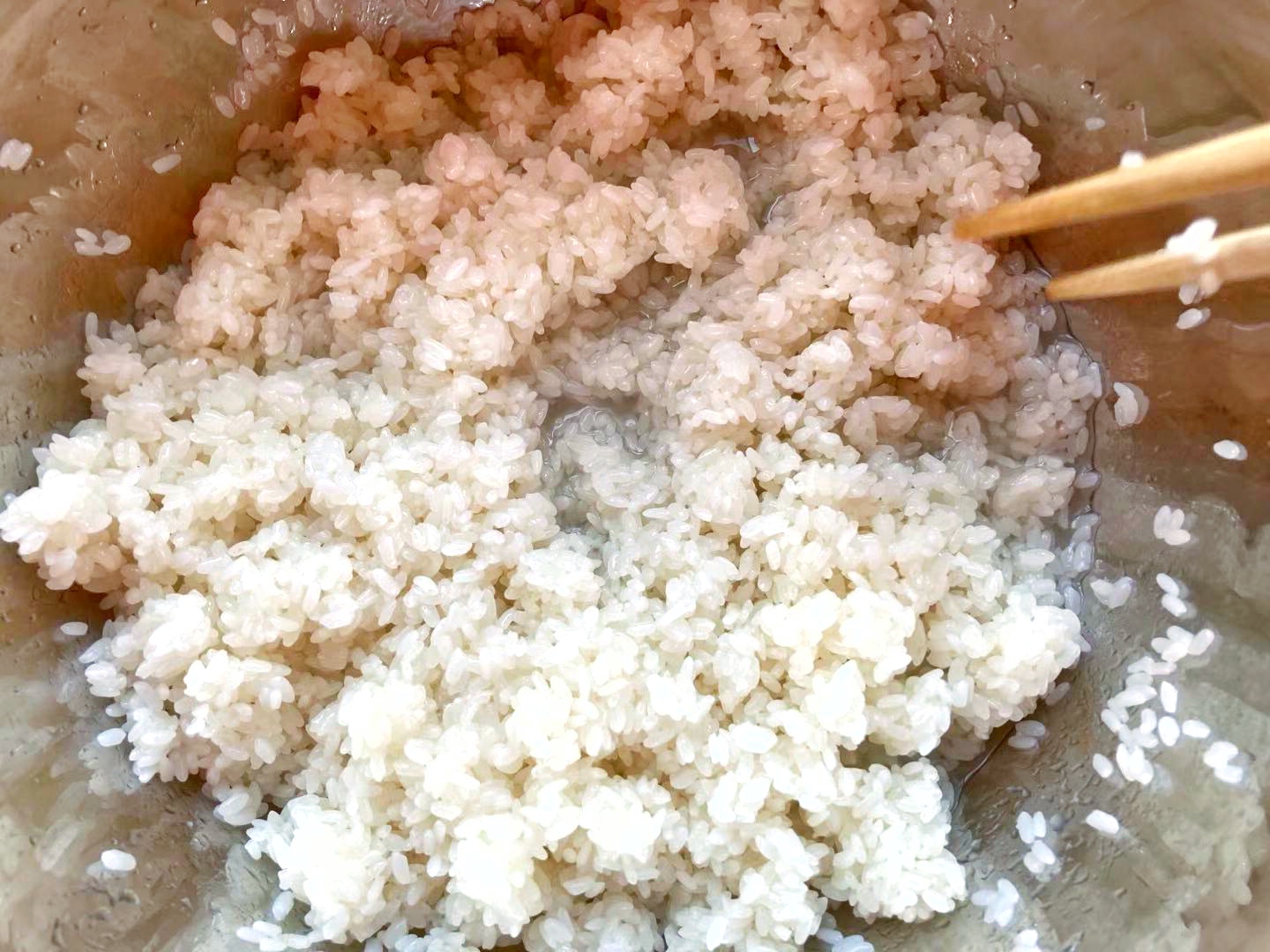 教你在家自制米酒，口感甘甜清香，做法简单，不容易变质