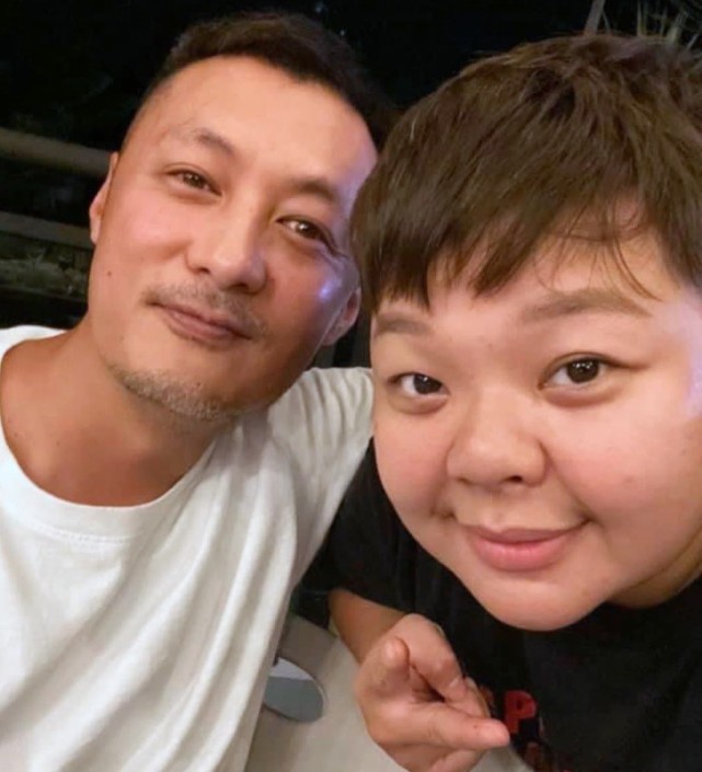 霍建华心如带女儿聚会，陈建州在现场拍余文乐意外曝光小海豚正面