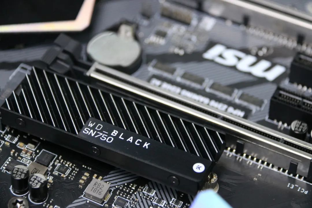速度提升2倍！PCI-E 4.0的春天要来了