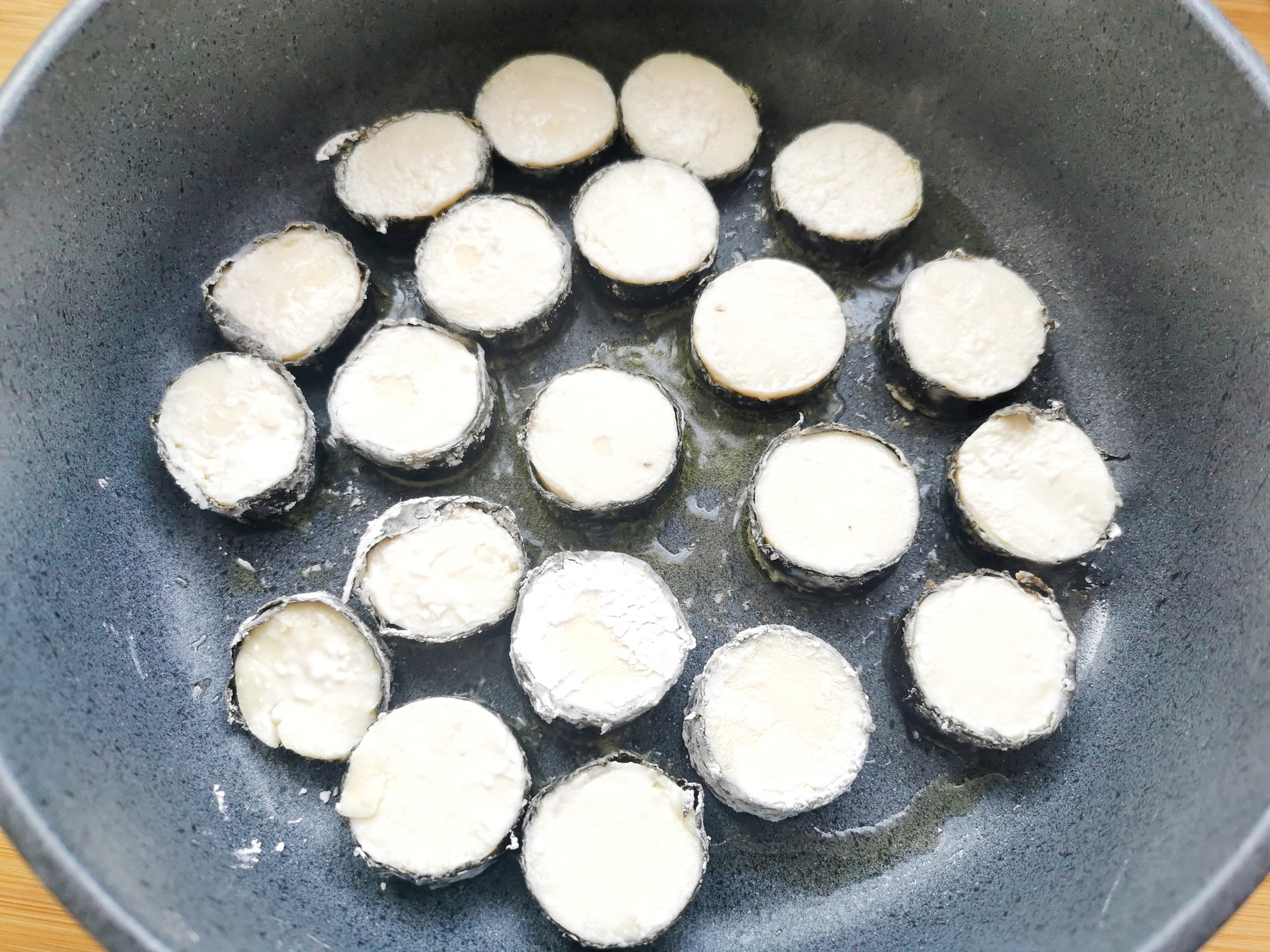 春天，多給孩子吃這道菜，細膩滑嫩好消化，成本不足10塊錢