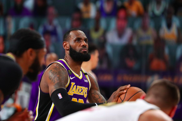 湖人如果奪冠的話含金量如何？一眉哥點評：在詹姆斯生涯中將會排在第二，第一是他帶領16騎士奪冠！-黑特籃球-NBA新聞影音圖片分享社區