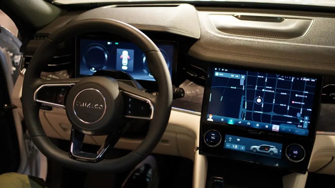 沃尔沃XC90同平台，领克09值不值得买？