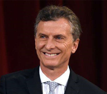 35岁单亲妈妈，在健身房邂逅帅气大叔，5年后变