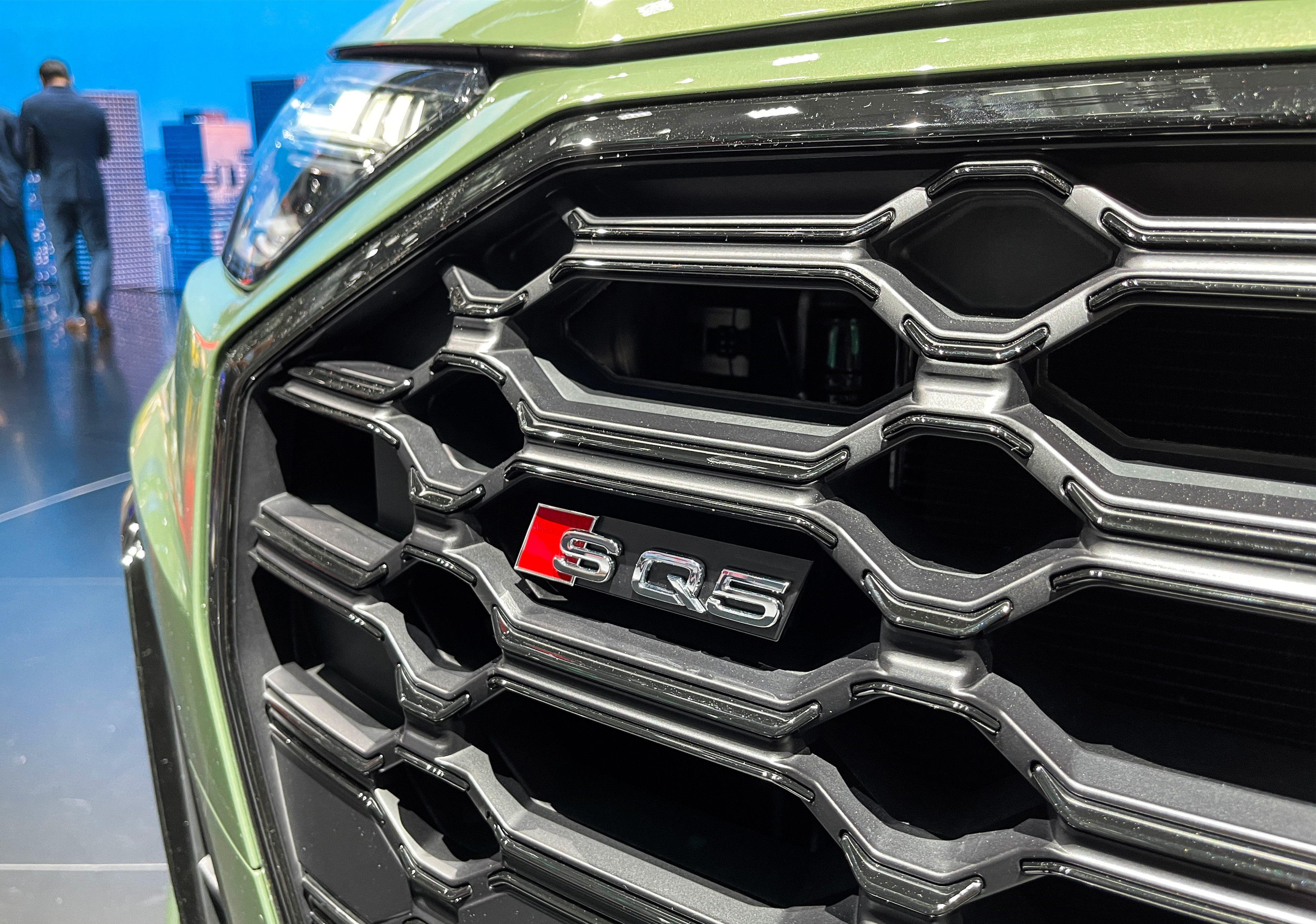 正宗quattro全时四驱+3.0T动力,新款奥迪SQ5上市,售63.28万元