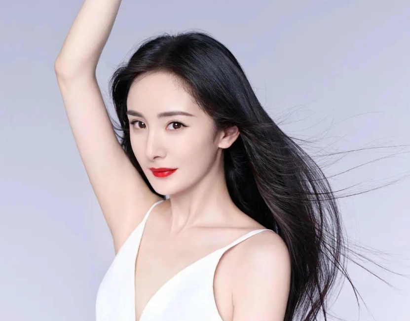 赵薇新综艺《听见她说》官宣，嘉宾阵容全公开