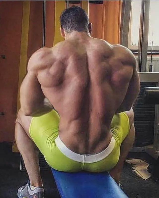 男人必須「腰」強，最全面的下背部訓練，增強腰力緩解腰部不適