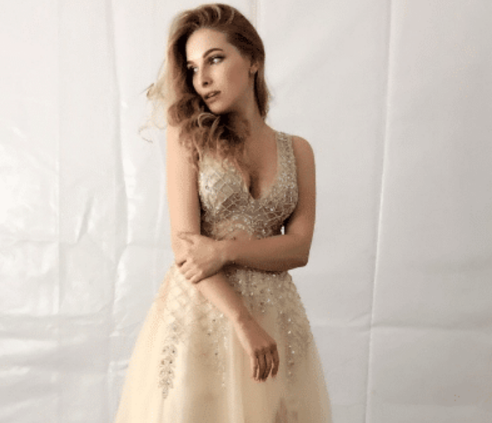 他视王思聪为小弟，曾豪掷千万娶乌克兰美女，