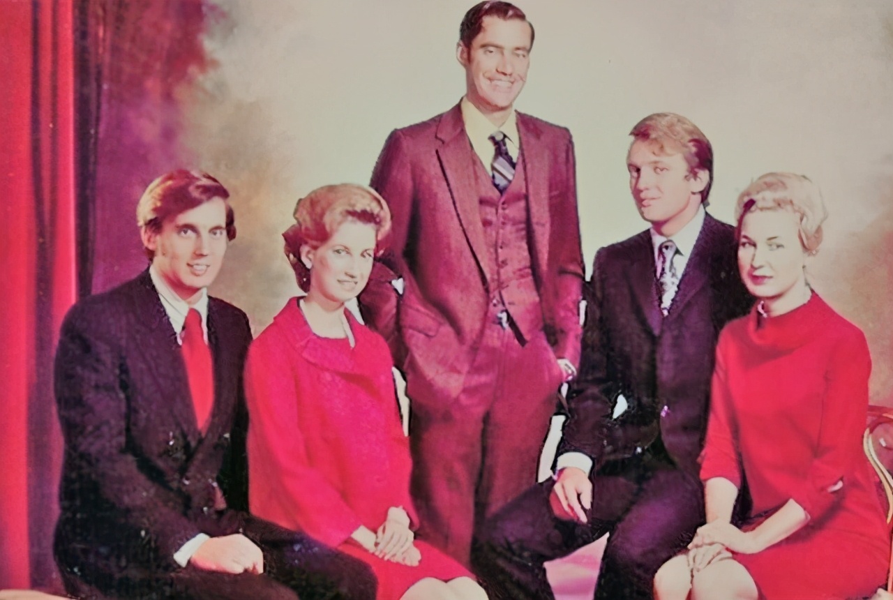 揭秘特朗普父親：赤裸到極致的資本家，對特朗普影響有多大？