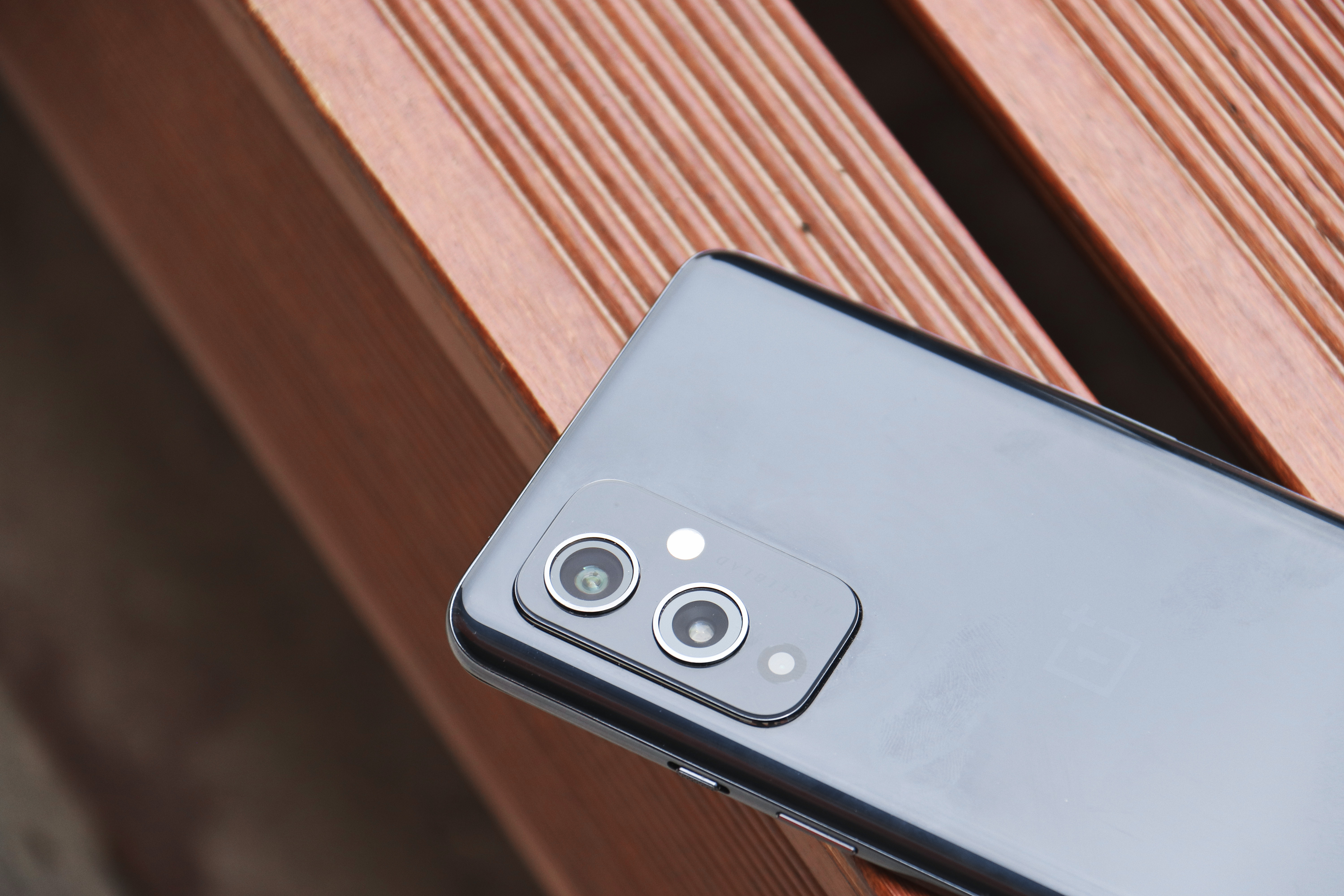 迟来的惊喜：“影像机皇”一加9，半月体验实测报告