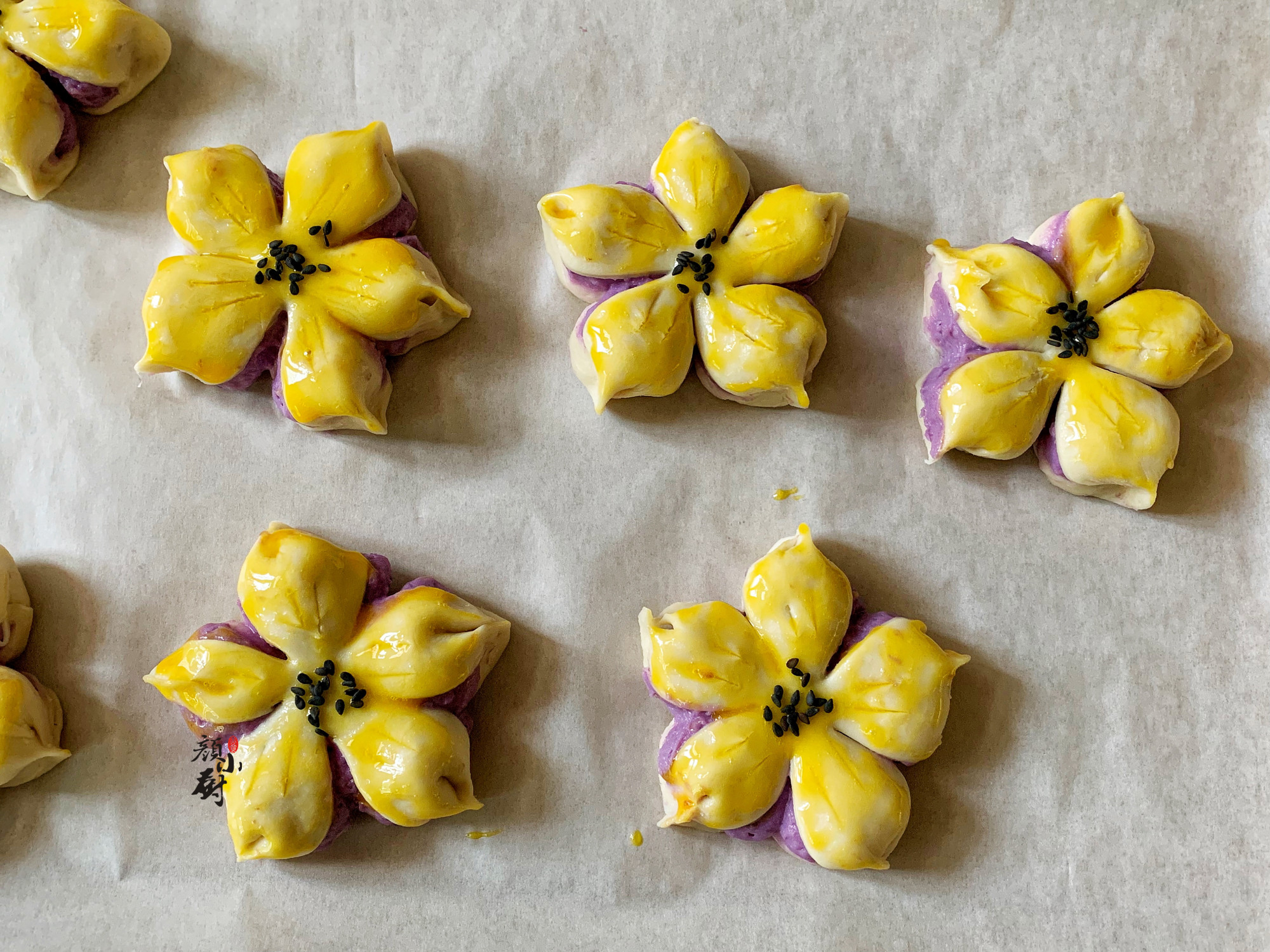 自從學會做這個，我家隔三差五做一次，香甜酥脆，比麵包好吃多了