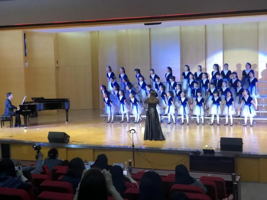 悦耳歌声 满载希望——双流区彭镇小学在艺术节合唱比赛中获佳绩