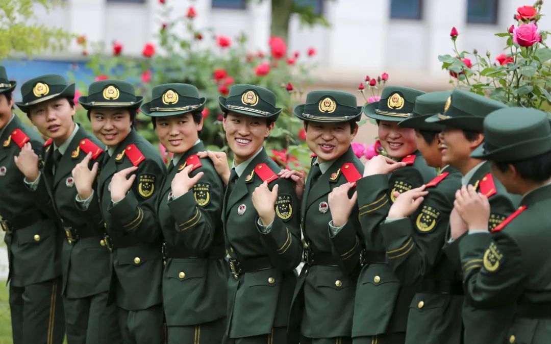 侯<a href=http://www.cngansu.cn/news/ target=_blank class=infotextkey></a>ܶ±žȴ±ʽбͬ־