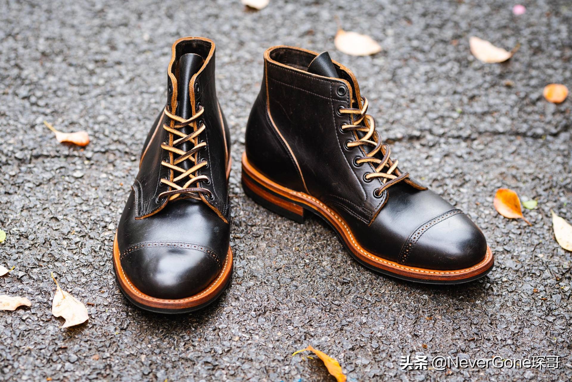 搞双“奢侈品”工装靴穿穿吧——Viberg 2030 固特异版本