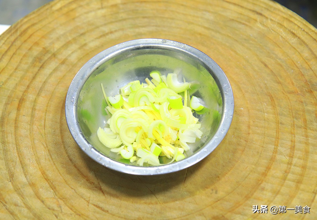 圖片[6]-【黃花菜炒肉絲】做法步驟圖 難怪不好吃 大廚教你如何做-起舞食譜網(wǎng)