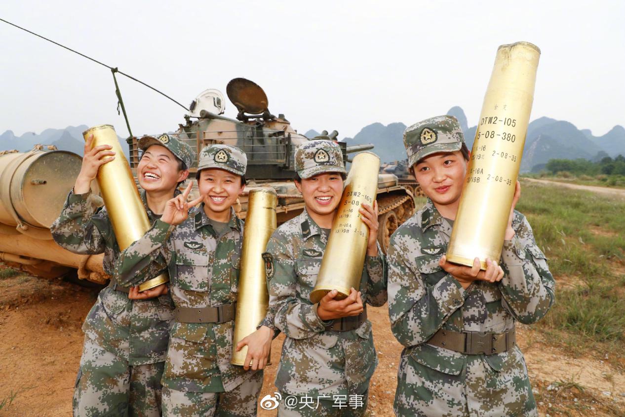 DTW2-105毫米穿甲弹，穿深460毫米左右，增强“老”