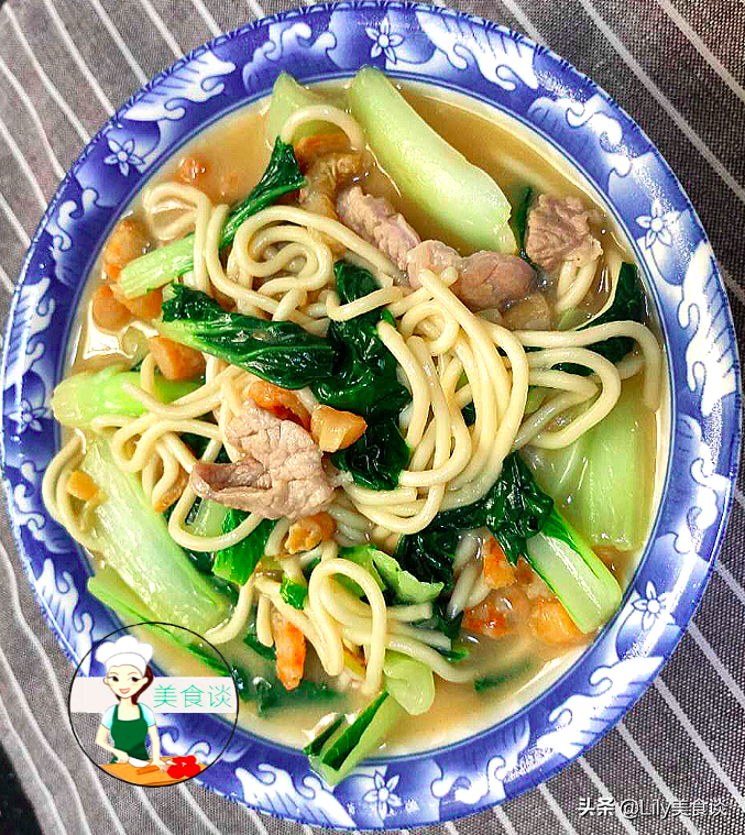 天凉了，早餐儿子最馋这碗面，10分钟就搞定，早餐吃它营养耐饿