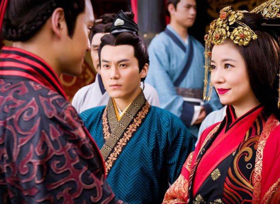 新婚3月丈夫外出打仗，妻子在家苦等2年多，才知