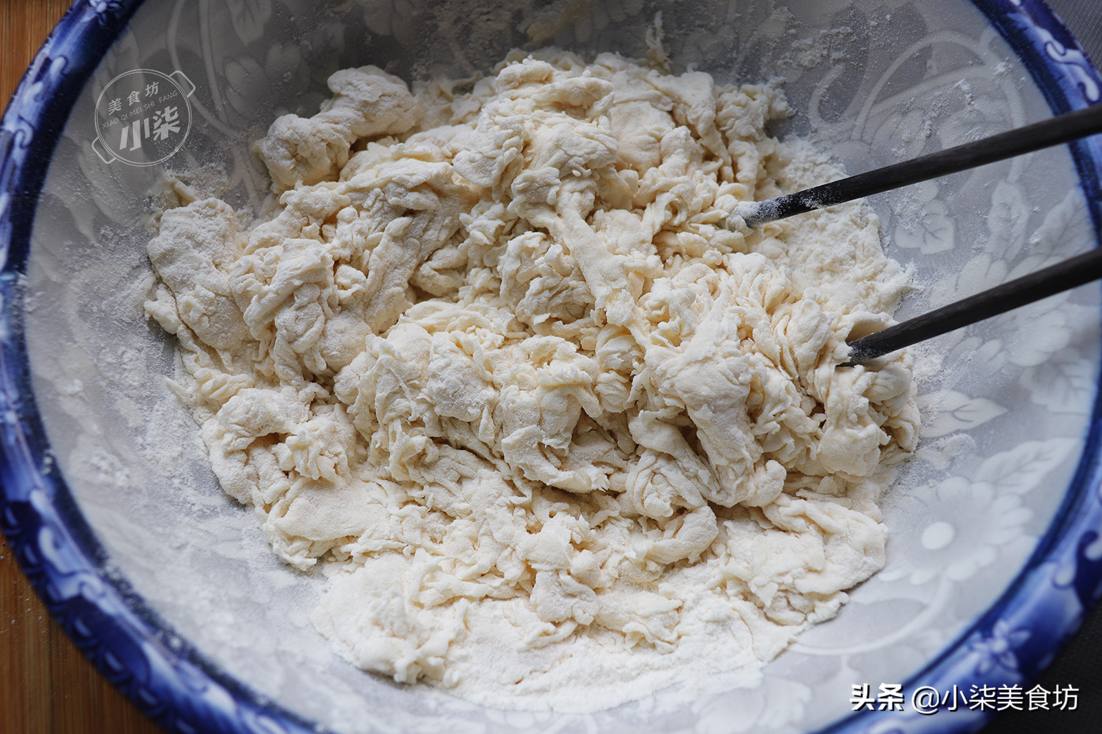 想吃燒餅不要出去買了，教你在家做，外焦裡軟，揭開個個都空心