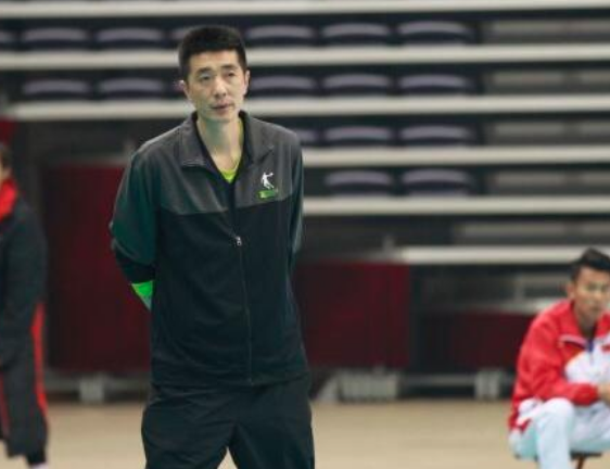 郎平改口风有望续约，中国女排或将设置专职二传助教