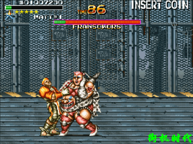 街機(jī)游戲讓人畏懼的魔鬼筋肉女，主角的小身板太單薄了