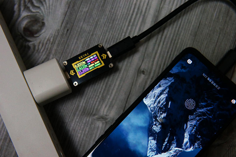 迷你便攜，充電更安全：REMAX睿量30W迷你氮化鎵充電器體驗(yàn)